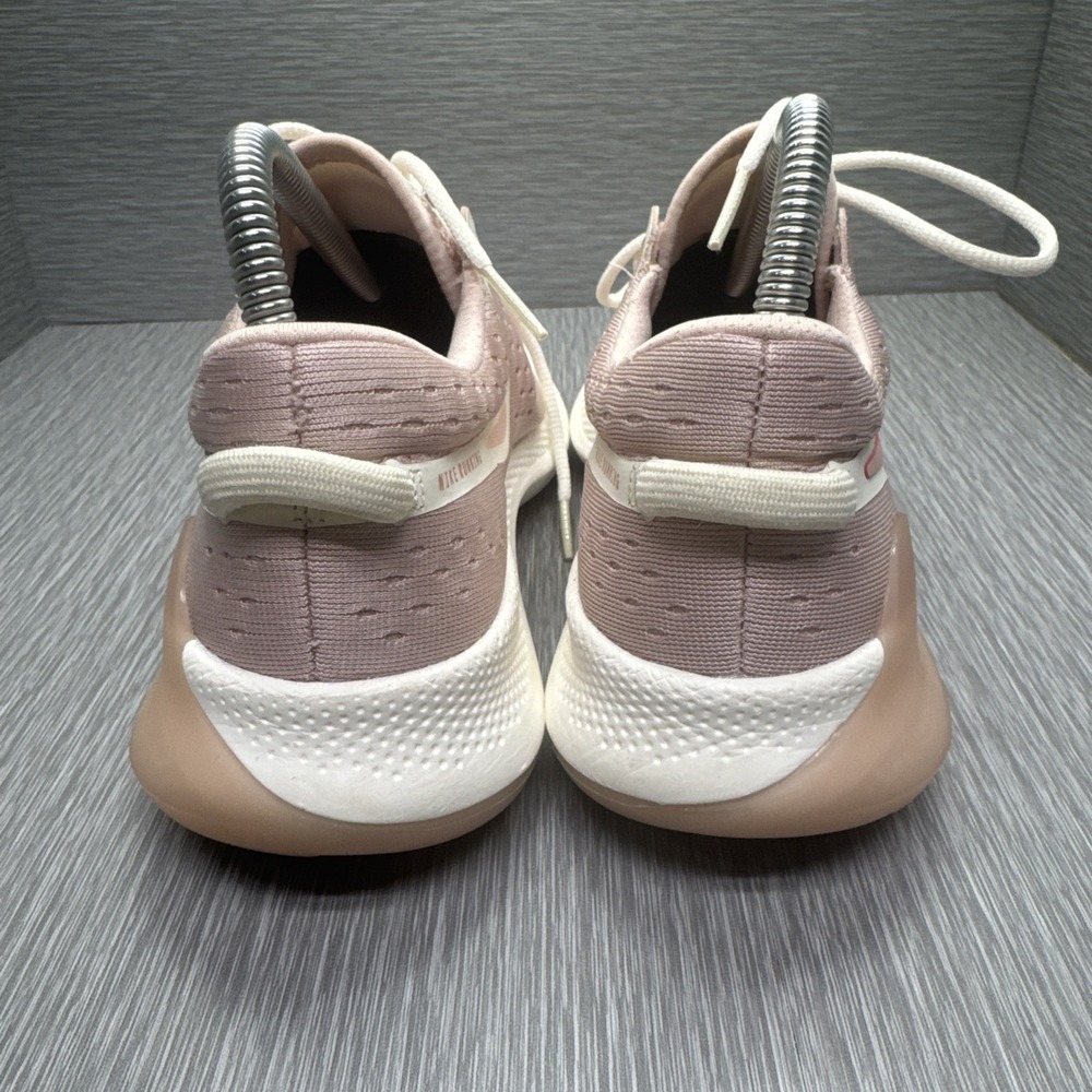Nike Joyride Run Flyknit Women's Running Shoes Pink White Cushioned Size 8 - Picture 4 of 9